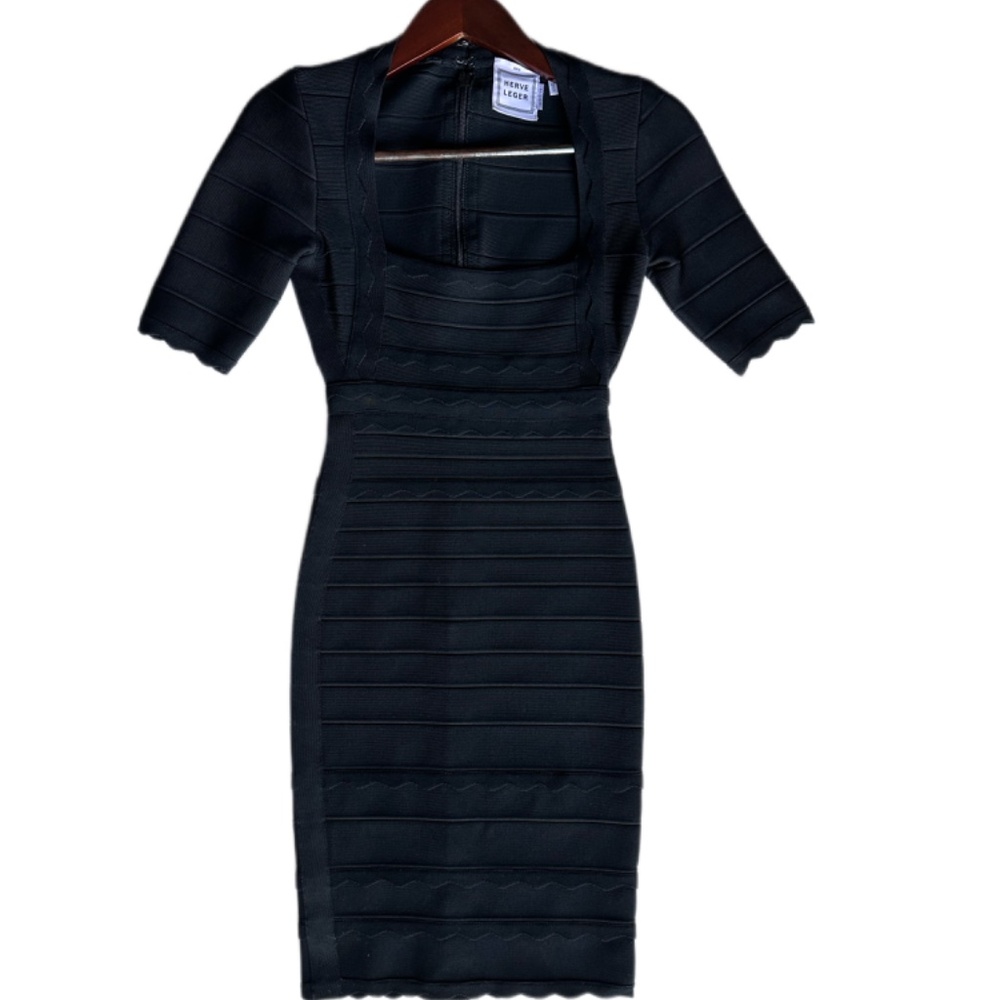 Herve Leger - Picture 3 of 6